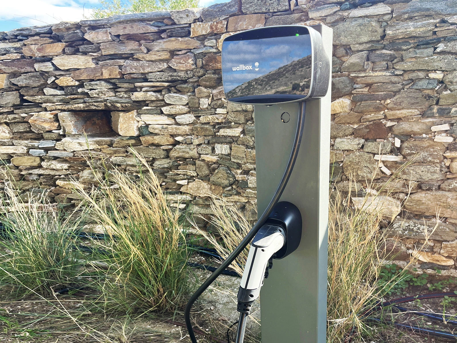 128_SifnosWheatfieldHouse-Equipt-12-EV-Charger