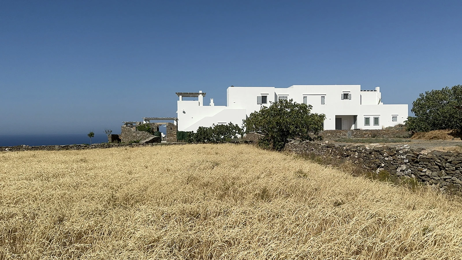 _SifnosWheatfieldHouse_Landscape-5